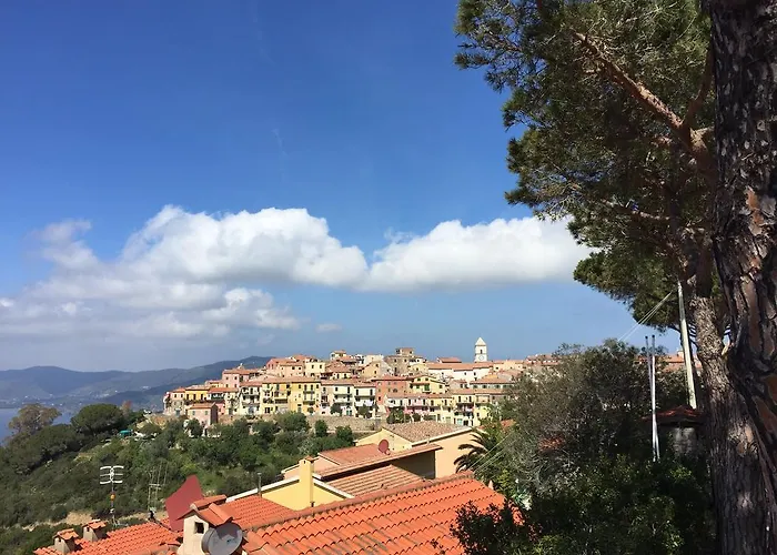 Casa Monica Capoliveri * 卡波利韦里