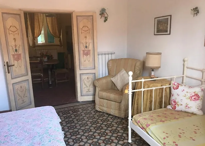 Casa Monica Capoliveri 公寓 *