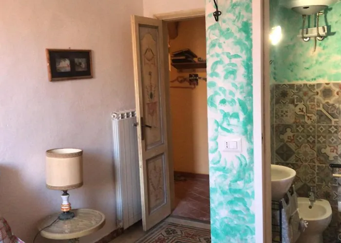 Casa Monica Capoliveri * 卡波利韦里