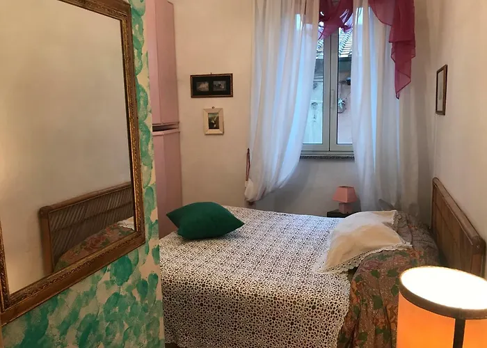 Casa Monica Capoliveri 公寓 *